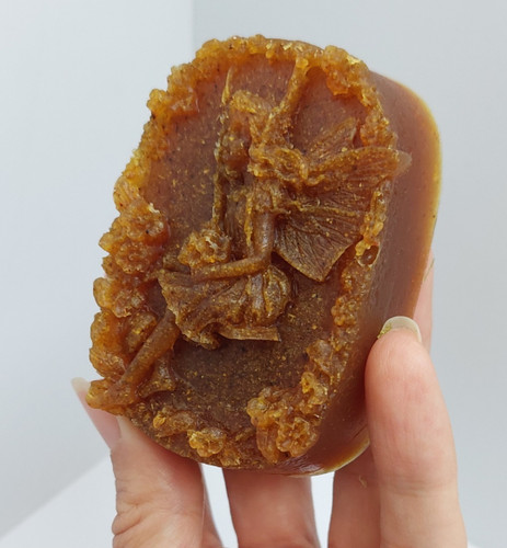 صابون روشنکننده و ضدلک شیرین بیان