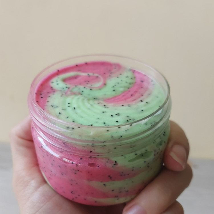 اسکراپ روشنکننده بدن